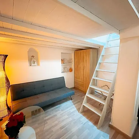 La Petit Maison بيت للعطل